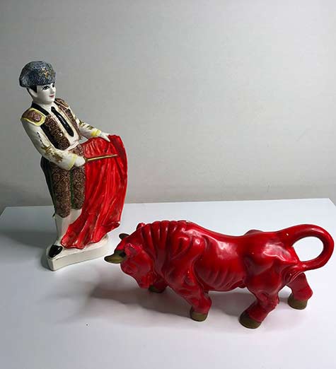 ElviraParisi etsyVintage Matador Bull painted figurines toreador ceramic