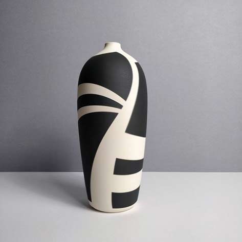 Georgie Gardiner b;ack and white vessel