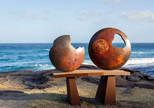 Yoshio Nitta, I Put a Moon on the Table, But it Has a Hole and is Lacking, Sculpture by the Sea, Bondi 2017